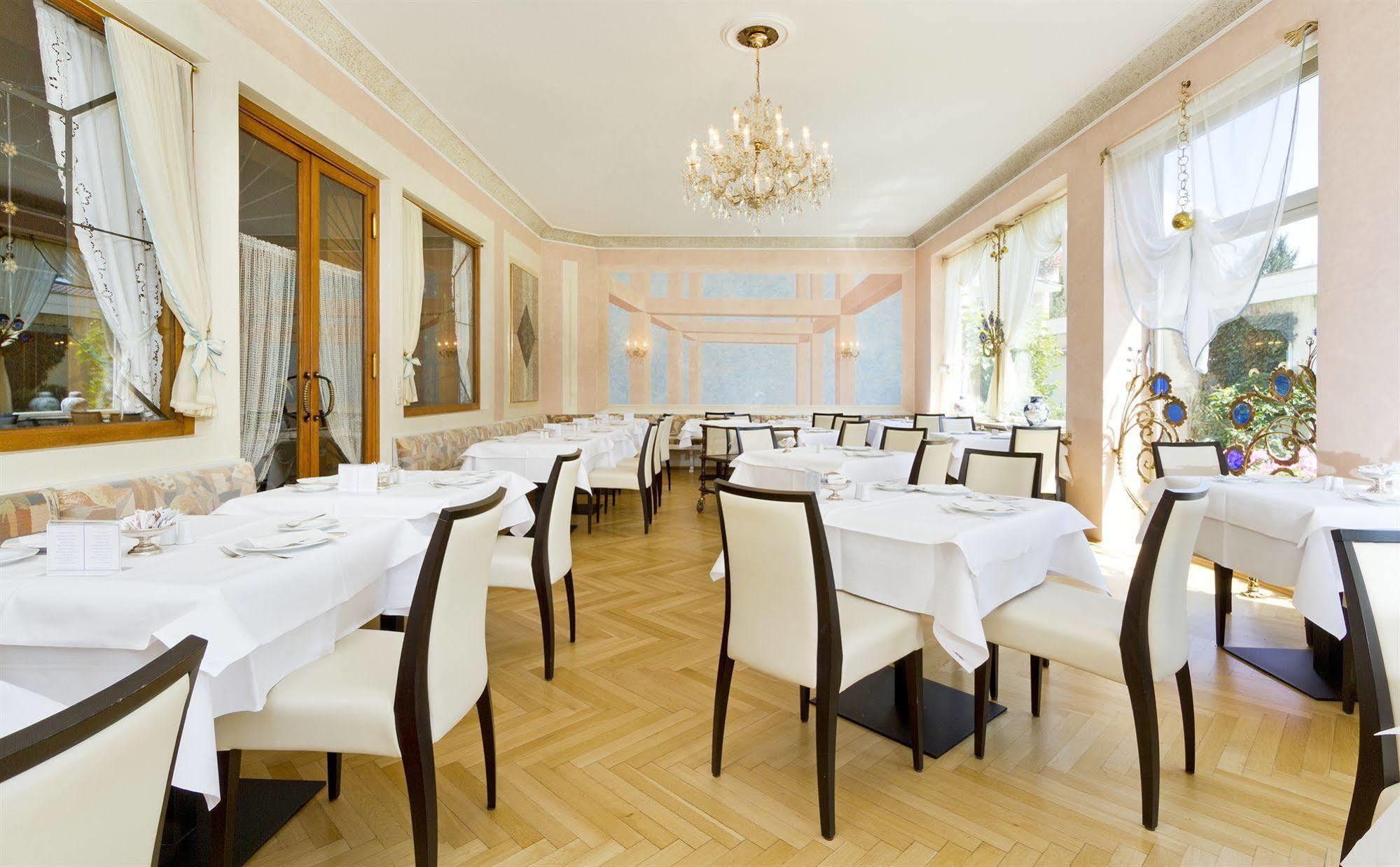 Wittelsbacher Hof Swiss Quality Hotel Garmisch-Partenkirchen Restaurant photo